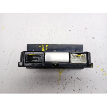 Recambio de display para volvo c30 1.6 d referencia OEM IAM 31268055  