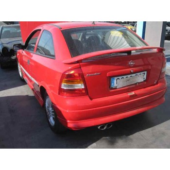 opel astra g berlina del año 2001