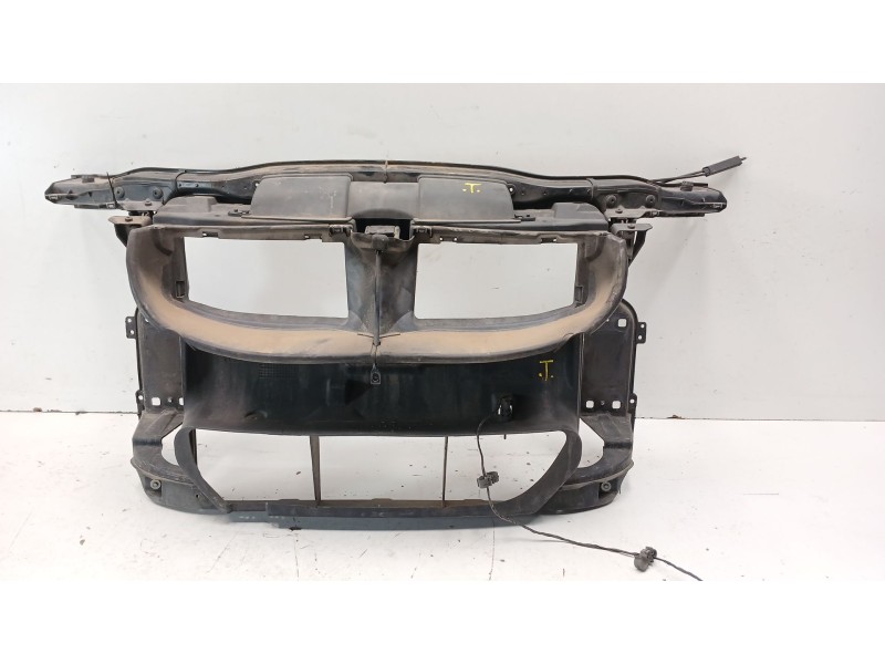 Recambio de panel frontal para bmw 3 (e90) 318 d referencia OEM IAM 51647058594  