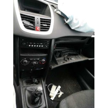 peugeot 207 del año 2010