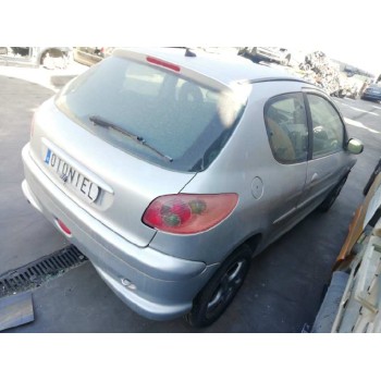 peugeot 206 berlina del año 2003