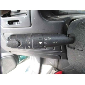 citroën xsara berlina del año 2001