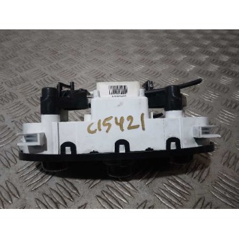 Recambio de mando calefaccion / aire acondicionado para dacia sandero stepway referencia OEM IAM A42303400  