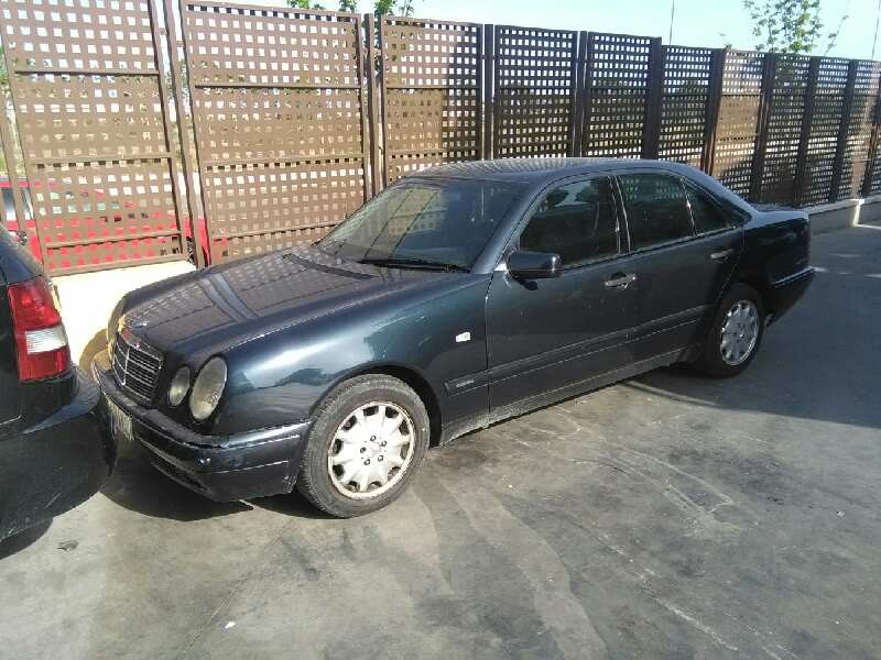 MERCEDES-BENZ CLASE E (W210) BERLINA DIESEL