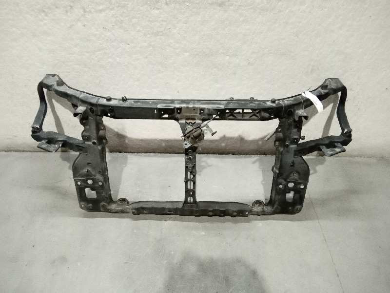 Recambio de panel frontal para kia sportage 2.0 cat referencia OEM IAM   