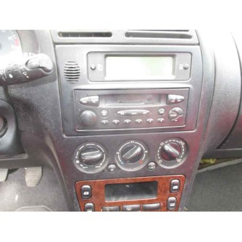 citroën xsara berlina del año 2001