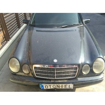 mercedes-benz clase e (w210) berlina diesel del año 2002