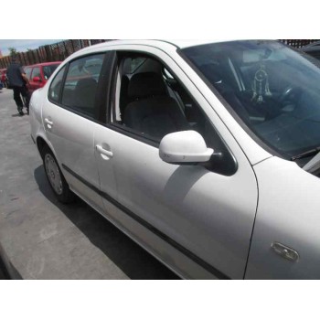 seat toledo (1m2) del año 2000