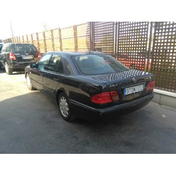 mercedes-benz clase e (w210) berlina diesel del año 2002