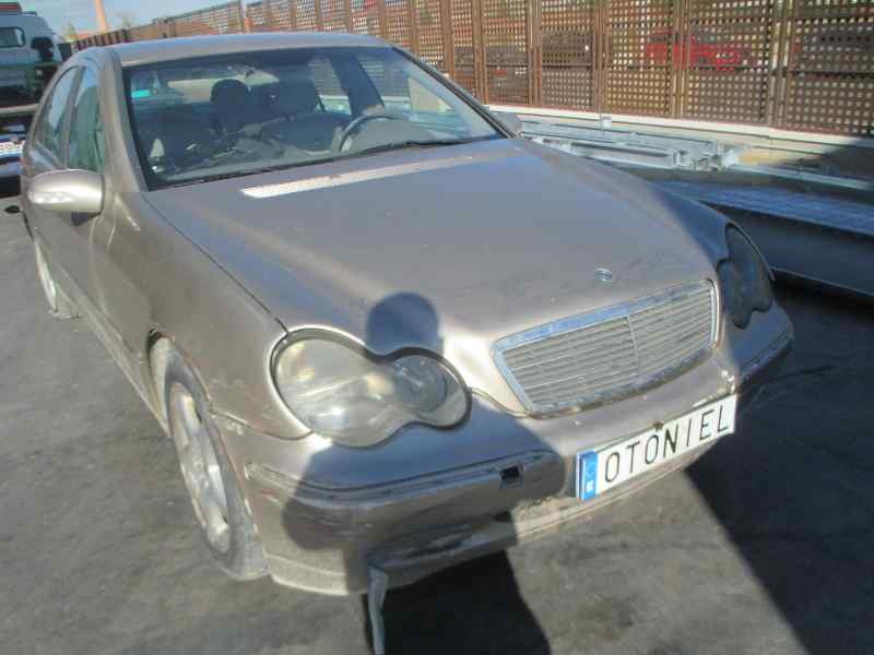 MERCEDES-BENZ CLASE C (W203) BERLINA