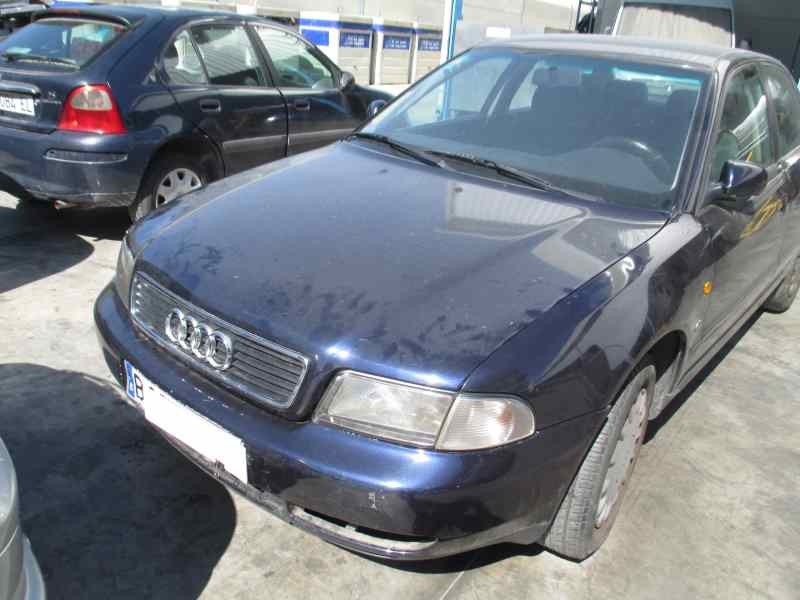 AUDI A4 BERLINA (B5)