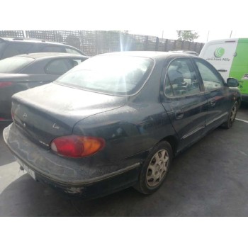 hyundai lantra berlina (rd) del año 2000
