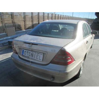 mercedes-benz clase c (w203) berlina del año 2002