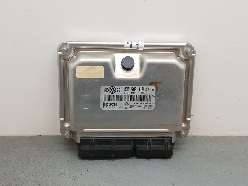 Recambio de centralita motor uce para volkswagen passat b5.5 (3b3) 1.9 tdi referencia OEM IAM 038906019kd  0281011205