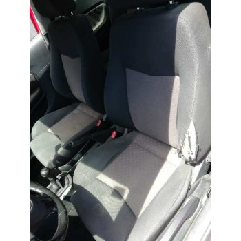 seat ibiza (6l1) del año 2004