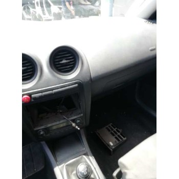 seat ibiza (6l1) del año 2004