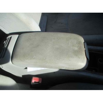 mercedes-benz clase c (w203) berlina del año 2002