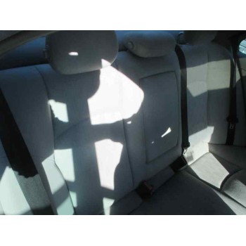 mercedes-benz clase c (w203) berlina del año 2002