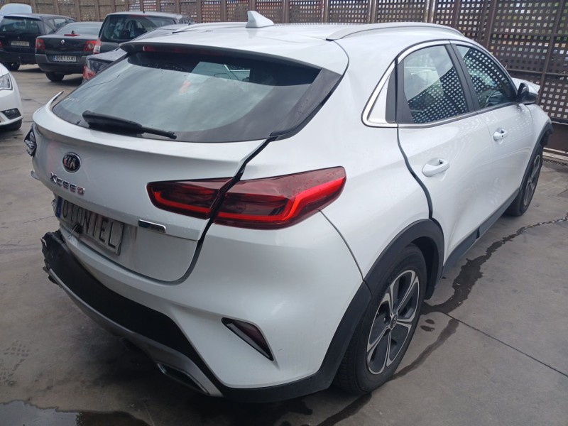 KIA XCEED (CD)