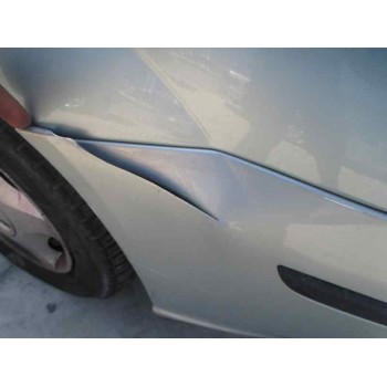 ford focus berlina (cak) del año 2003