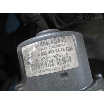 mercedes-benz clase c (w203) berlina del año 2002