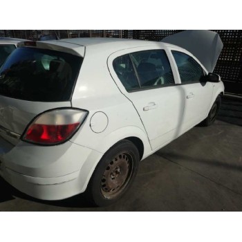 opel astra h berlina del año 2004