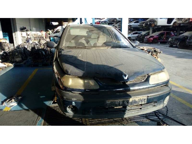 RENAULT LAGUNA (B56)