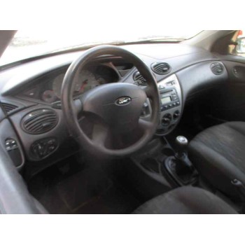 ford focus berlina (cak) del año 2003