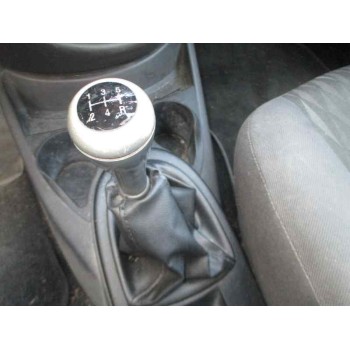 ford focus berlina (cak) del año 2003