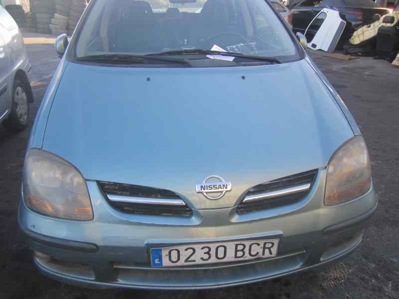 nissan almera tino (v10m) del año 2000