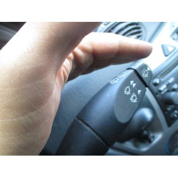 ford focus berlina (cak) del año 2003