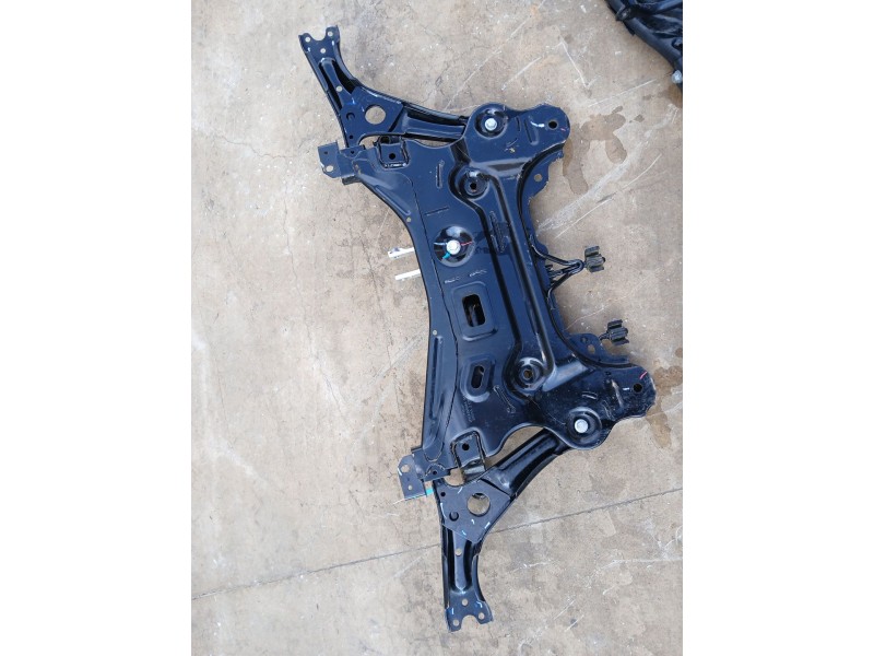 Recambio de puente delantero para omoda 5 referencia OEM IAM 202002701AA  202002561AA