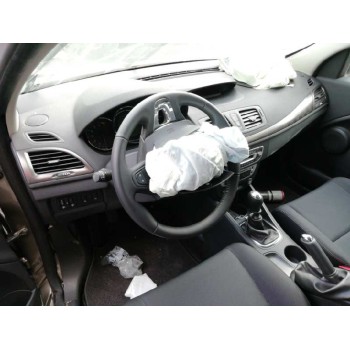 renault megane iii berlina 5 p del año 2013