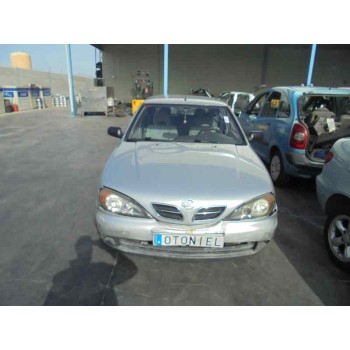 nissan primera berlina (p11) del año 2000