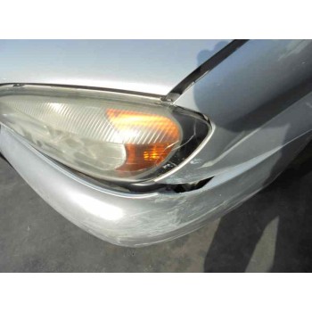 nissan primera berlina (p11) del año 2000