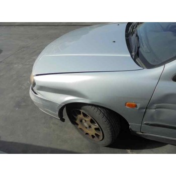 nissan primera berlina (p11) del año 2000