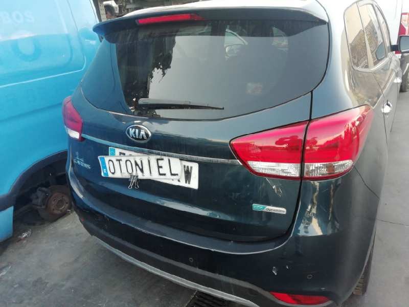 Recambio de porton trasero para kia carens ( ) drive referencia OEM IAM 73700A4040  