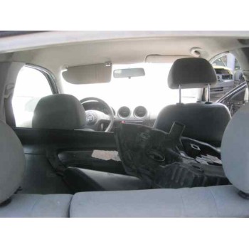 seat ibiza (6l1) del año 2002