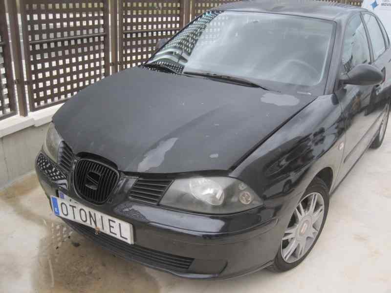 seat ibiza (6l1) del año 2004