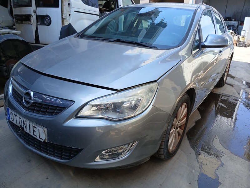 OPEL ASTRA J (P10)