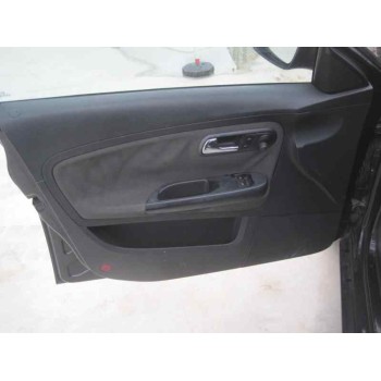 seat ibiza (6l1) del año 2004