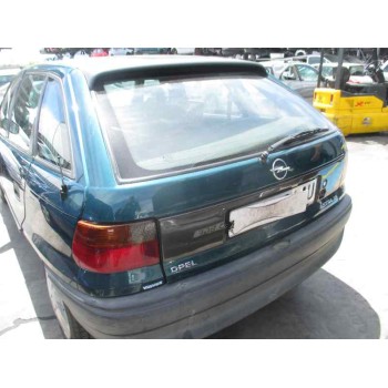 opel astra f berlina del año 1995