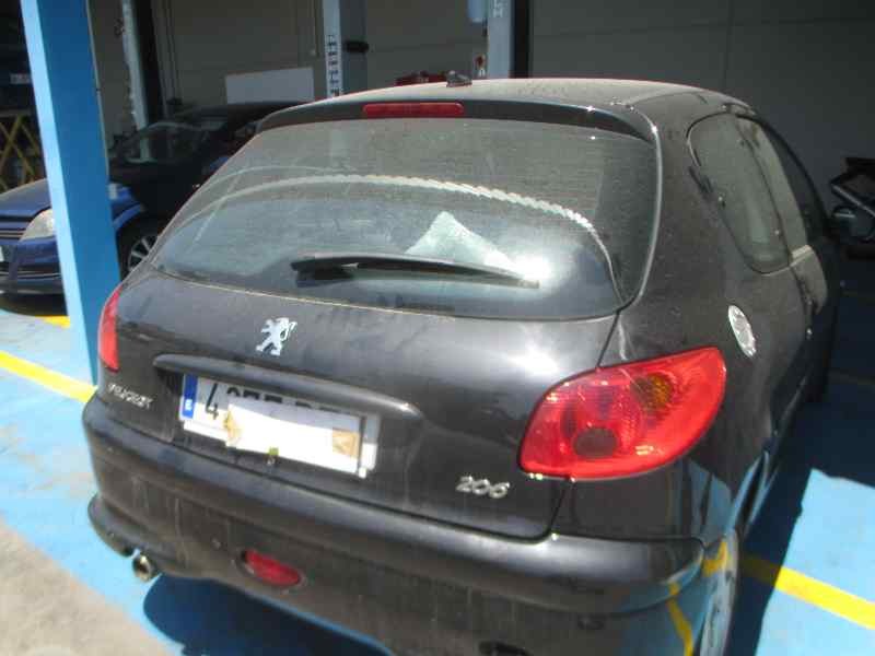 PEUGEOT 206 BERLINA