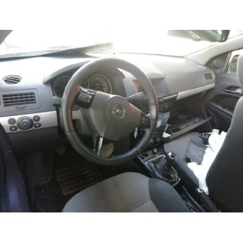 opel astra gtc del año 2011