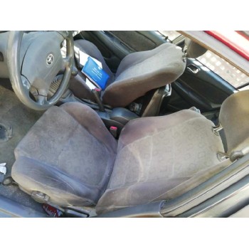 toyota corolla familiar (e11) del año 2000