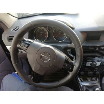 opel astra gtc del año 2011