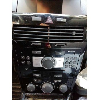 opel astra gtc del año 2011