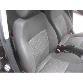 seat ibiza (6l1) del año 2004
