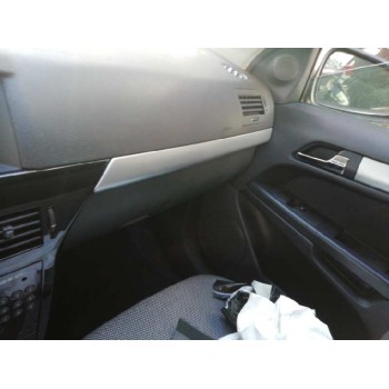 opel astra gtc del año 2011