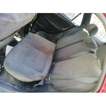 toyota corolla familiar (e11) del año 2000